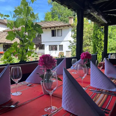 Pensiune хаджидимовата къща *