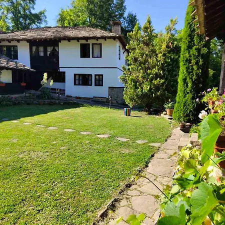 хаджидимовата къща Bozhenți