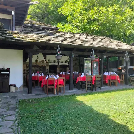 Pensiune хаджидимовата къща