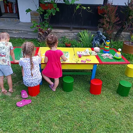 хаджидимовата къща * Bozhenți