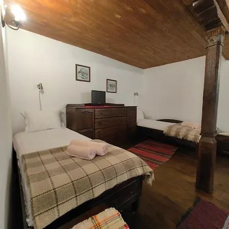 Guest house хаджидимовата къща *