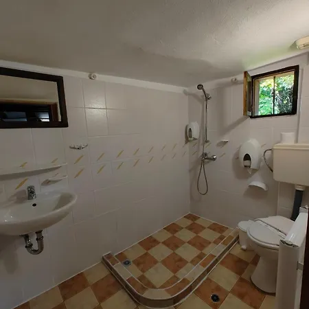 Maison d'hôtes хаджидимовата къща *